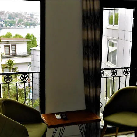 Galata Garden شقة فندقية